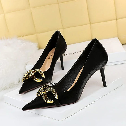 Aurelia Noir Heels