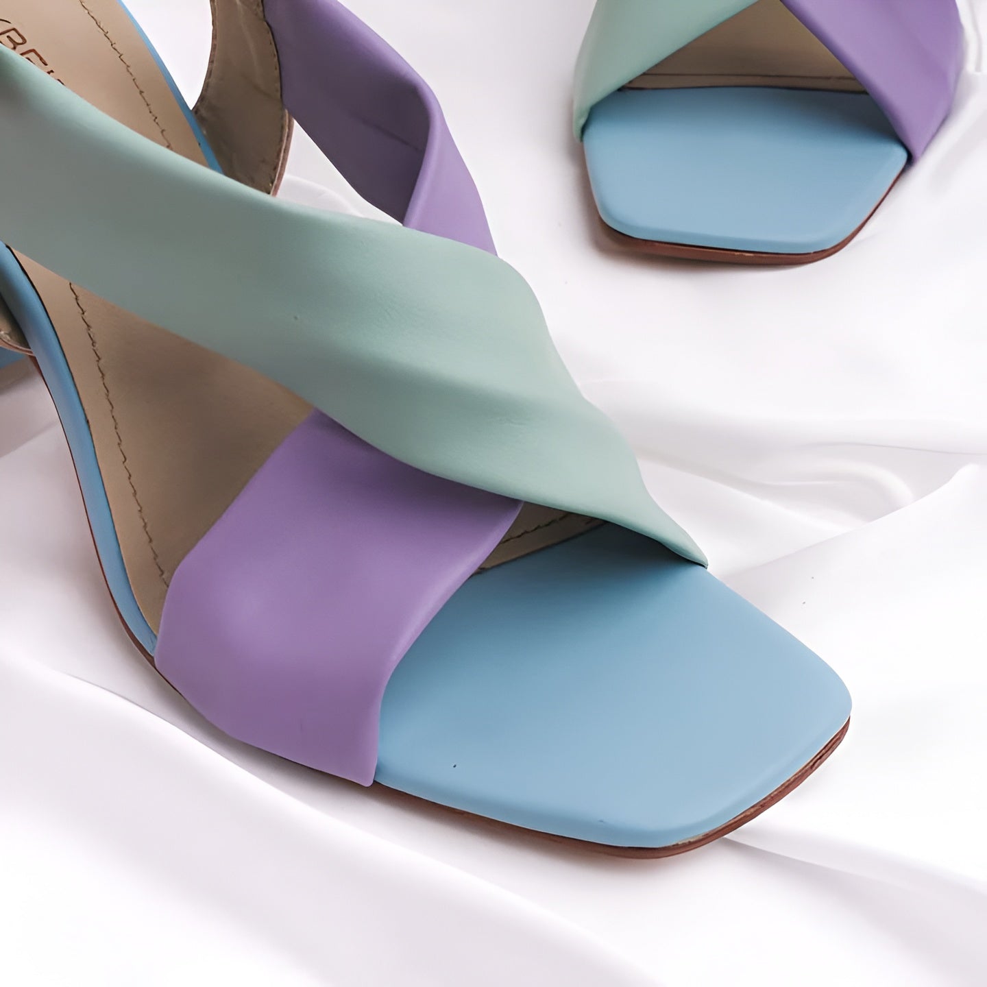 Rainbow Heel