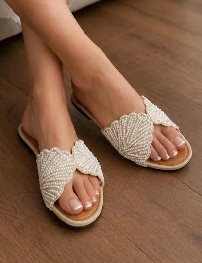 Pearl shell mule